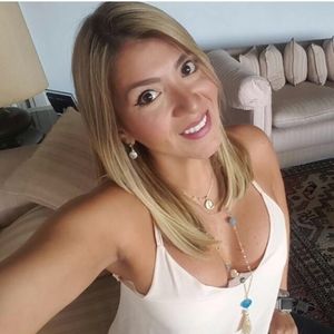 Meet your Posher, Elisa